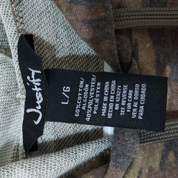 Justify Distressed Camo Hoodie - Picture 2 of 4